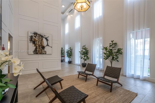 1091 Galiano St 404, Coral Gables, FL 33134