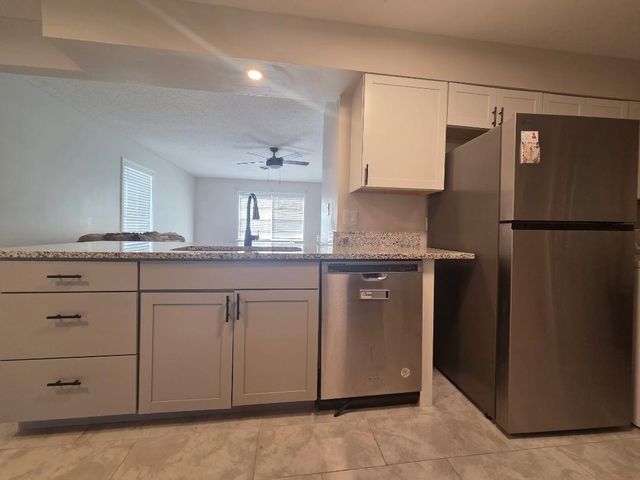 5059 DIANNE DR, Memphis, TN 38116