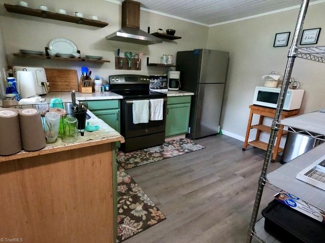 110 Vestal Avenue, Jonesville, NC 28642