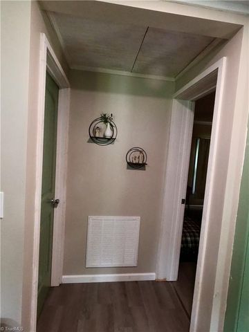110 Vestal Avenue, Jonesville, NC 28642