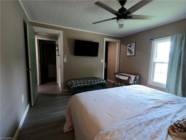110 Vestal Avenue, Jonesville, NC 28642