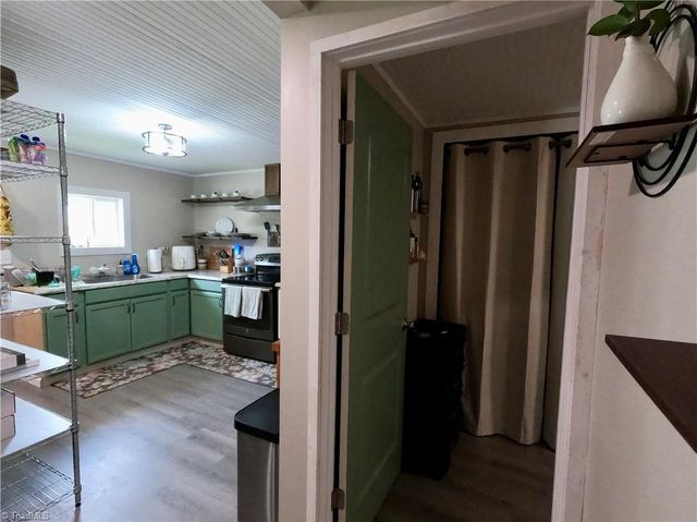 110 Vestal Avenue, Jonesville, NC 28642