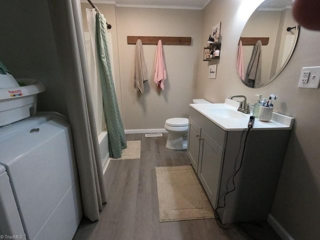 110 Vestal Avenue, Jonesville, NC 28642