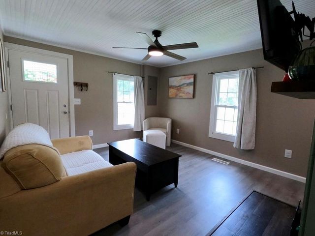 110 Vestal Avenue, Jonesville, NC 28642