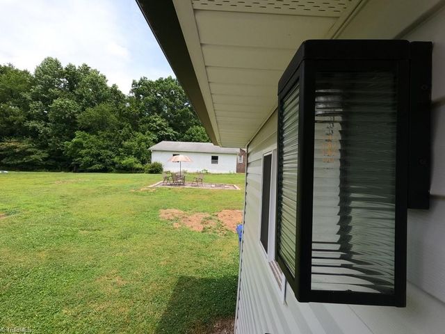 110 Vestal Avenue, Jonesville, NC 28642