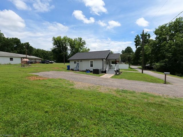 110 Vestal Avenue, Jonesville, NC 28642