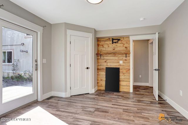 1300 E Glenwood Avenue, Wasilla, AK 99654