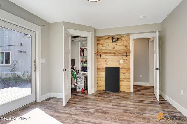 1300 E Glenwood Avenue, Wasilla, AK 99654