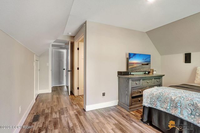 1300 E Glenwood Avenue, Wasilla, AK 99654