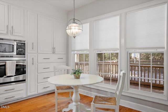 902 Ravendale Place, Cary, NC 27513