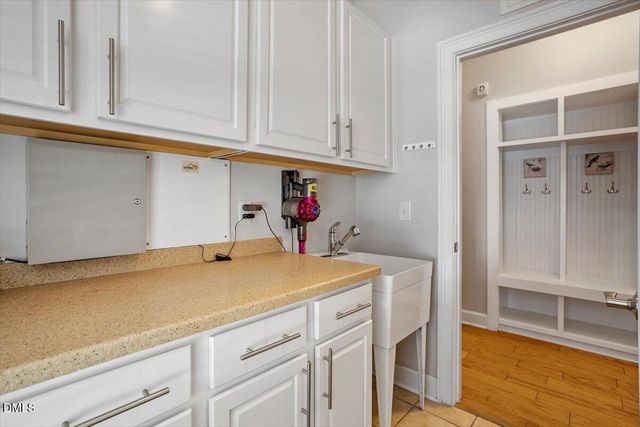 902 Ravendale Place, Cary, NC 27513
