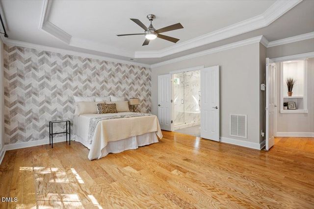 902 Ravendale Place, Cary, NC 27513