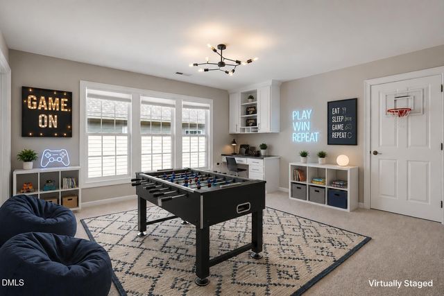 902 Ravendale Place, Cary, NC 27513