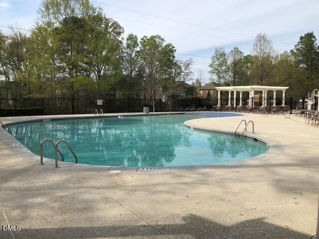 902 Ravendale Place, Cary, NC 27513