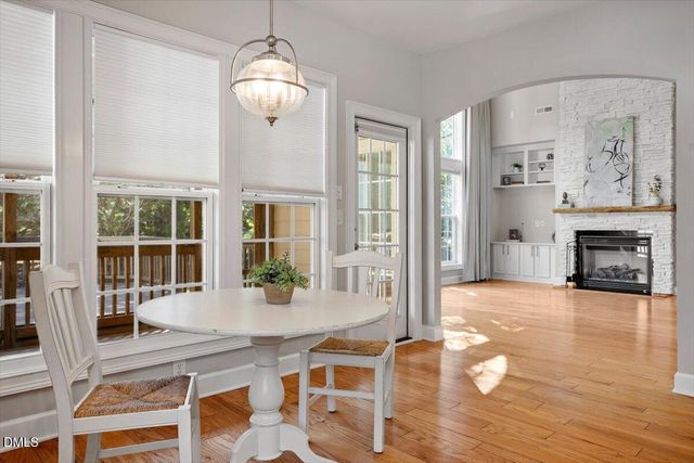 902 Ravendale Place, Cary, NC 27513