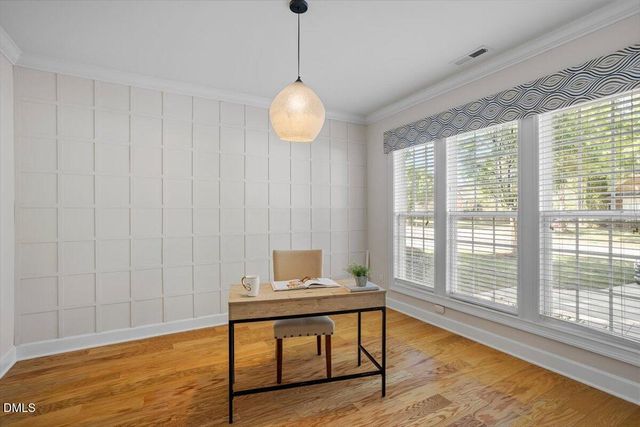 902 Ravendale Place, Cary, NC 27513
