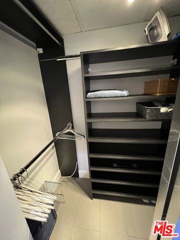 950 N Kings Road 268, West Hollywood, CA 90069