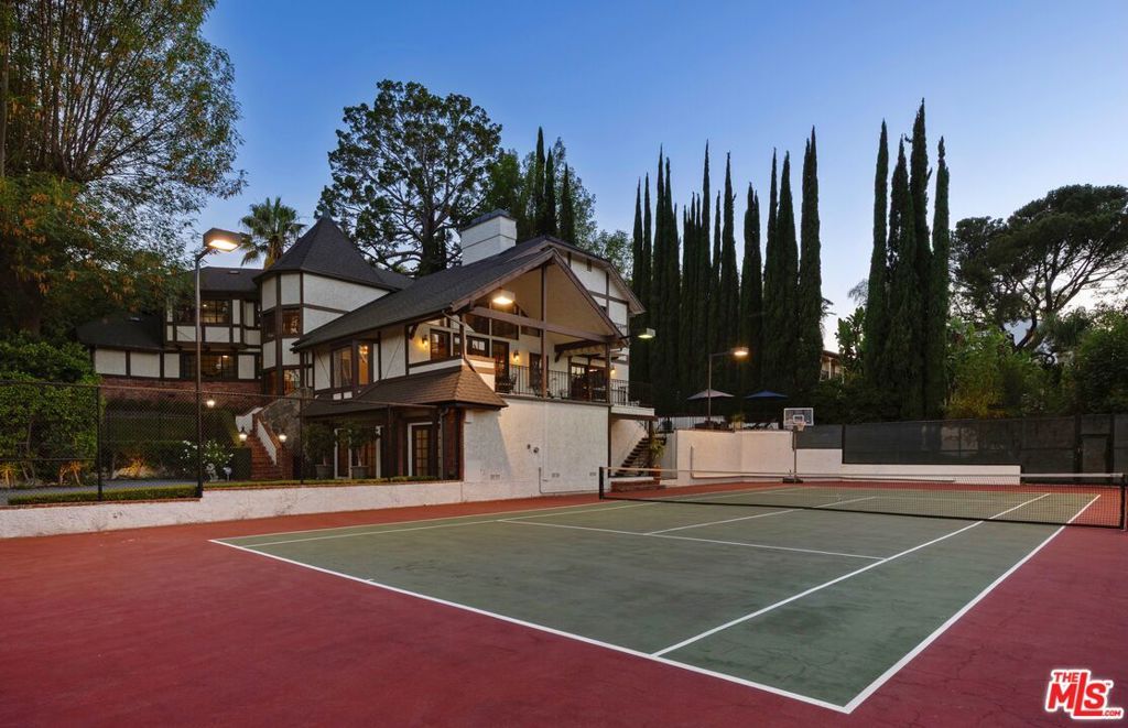 19540 Wells Drive, Los Angeles, CA 91356 — photo 3