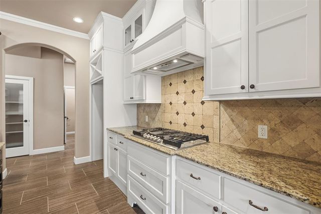 1113 Lindsey Lane, Moore, OK 73160