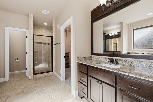 1113 Lindsey Lane, Moore, OK 73160