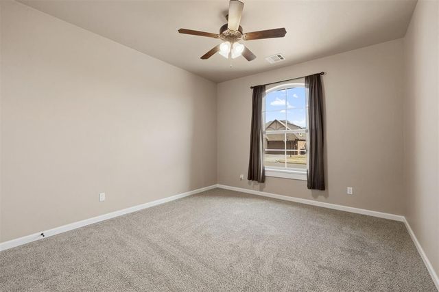 1113 Lindsey Lane, Moore, OK 73160