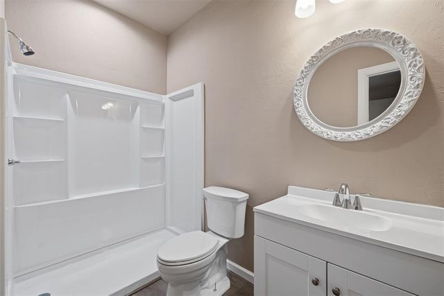 1113 Lindsey Lane, Moore, OK 73160