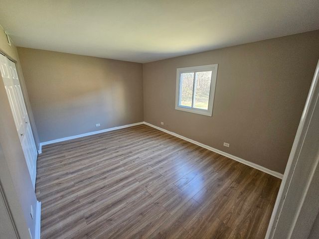 687 Rosner Drive 687, Roselle, IL 60172