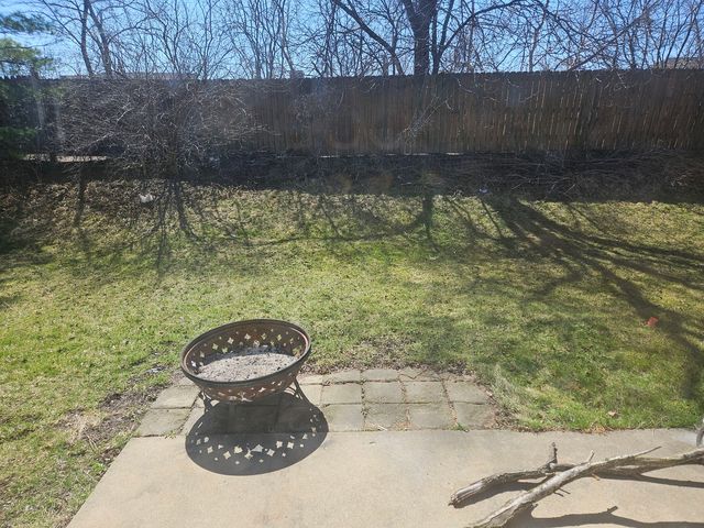 687 Rosner Drive 687, Roselle, IL 60172