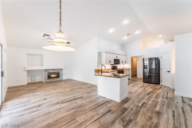 7225 Elite Court, Las Vegas, NV 89129