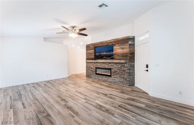 7225 Elite Court, Las Vegas, NV 89129