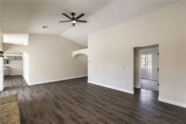 881 Lone Pine Road, Pahrump, NV 89048