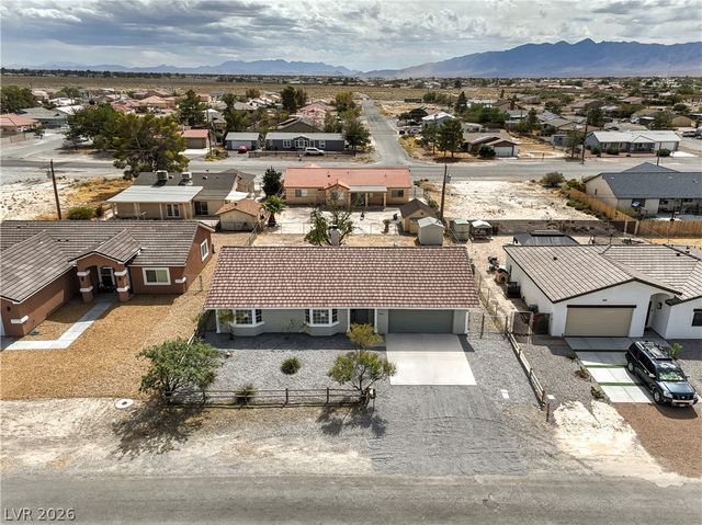 881 Lone Pine Road, Pahrump, NV 89048