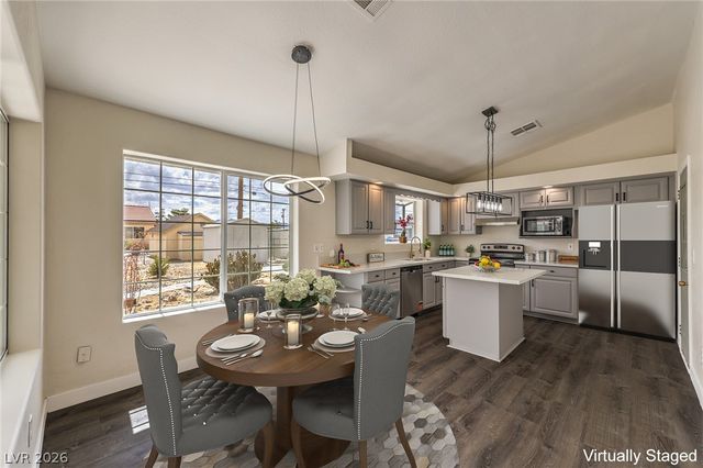 881 Lone Pine Road, Pahrump, NV 89048