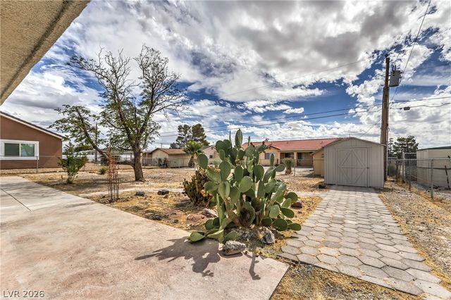 881 Lone Pine Road, Pahrump, NV 89048