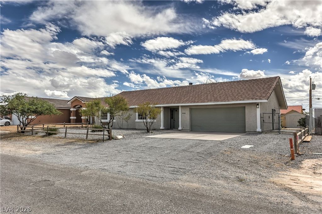 881 Lone Pine Road, Pahrump, NV 89048