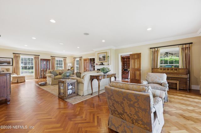 13200 MANDARIN Road, Jacksonville, FL 32223