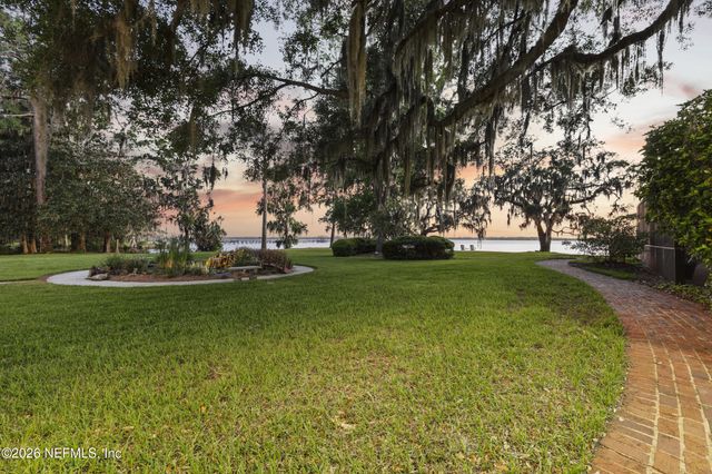 13200 MANDARIN Road, Jacksonville, FL 32223