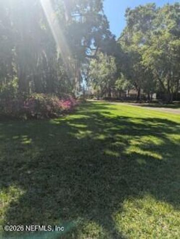 13200 MANDARIN Road, Jacksonville, FL 32223