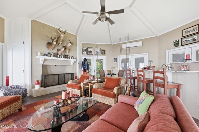 13200 MANDARIN Road, Jacksonville, FL 32223