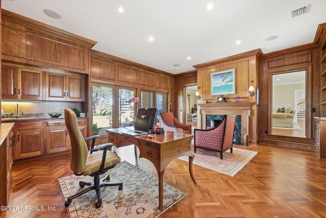 13200 MANDARIN Road, Jacksonville, FL 32223