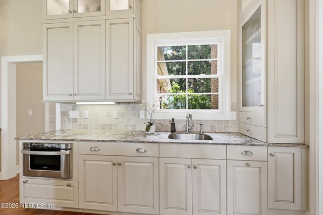 13200 MANDARIN Road, Jacksonville, FL 32223