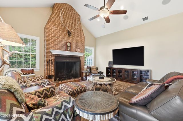 13200 MANDARIN Road, Jacksonville, FL 32223