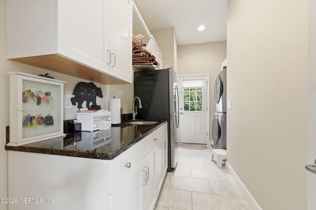 13200 MANDARIN Road, Jacksonville, FL 32223