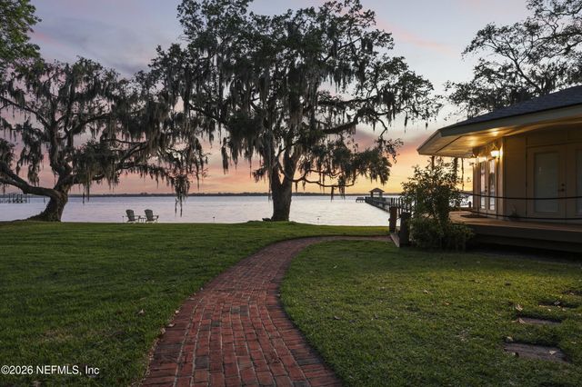 13200 MANDARIN Road, Jacksonville, FL 32223