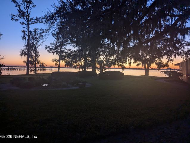 13200 MANDARIN Road, Jacksonville, FL 32223