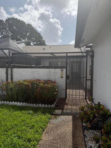 6304 Wedgewood Terrace B8, Tamarac, FL 33321