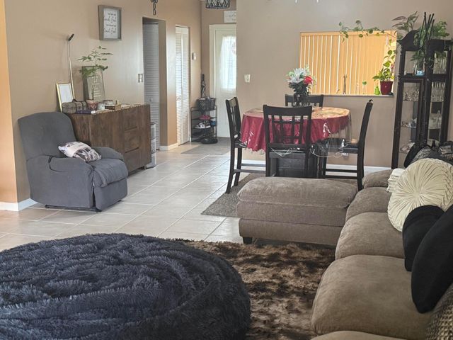 6304 Wedgewood Terrace B8, Tamarac, FL 33321