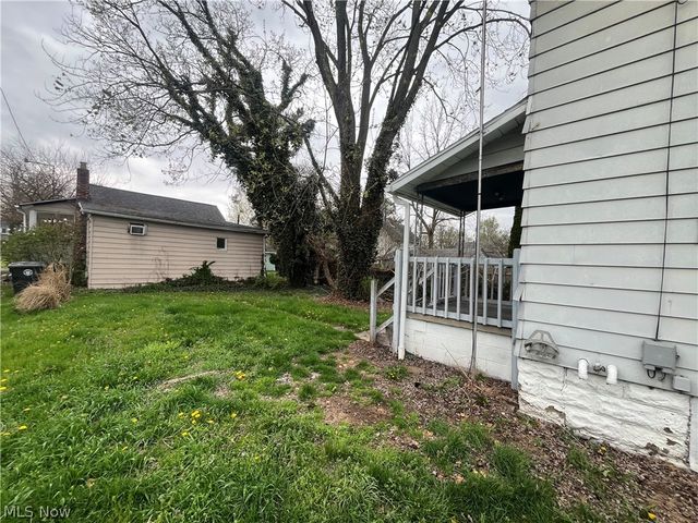 1270 Welsh Avenue, Akron, OH 44314