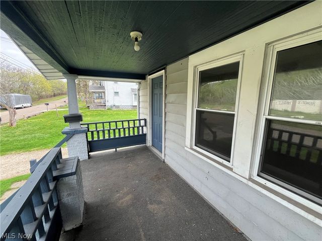 1270 Welsh Avenue, Akron, OH 44314