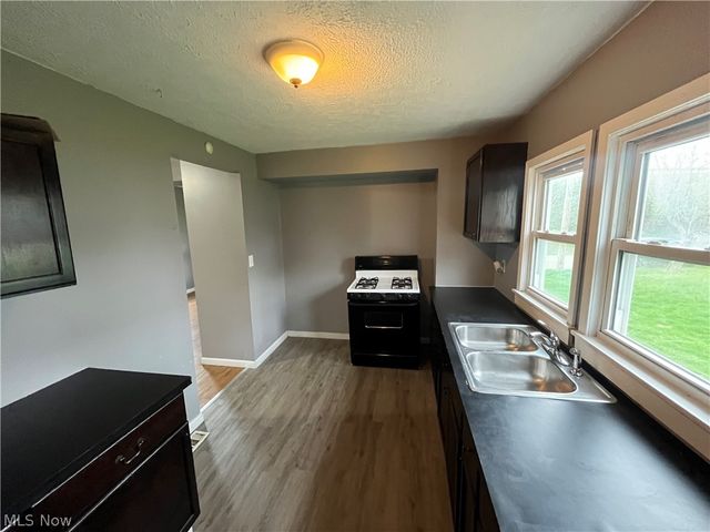 1270 Welsh Avenue, Akron, OH 44314